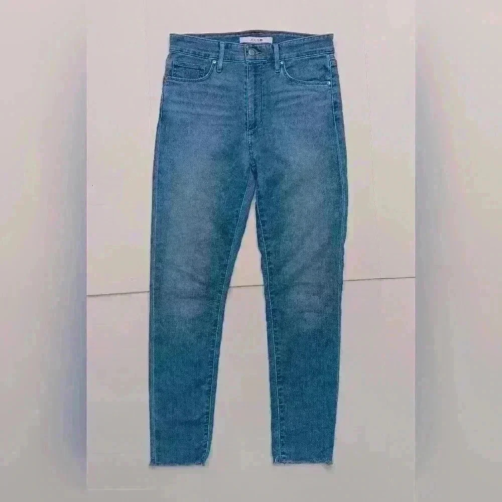 JOE'S Ladies jeans. Size 28. - Picture 3 of 7